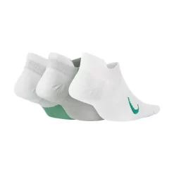 Adult Nike Everyday Plus Lightweight 3 Pack Ankle Socks
