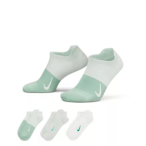 Adult Nike Everyday Plus Lightweight 3 Pack Ankle Socks - Image 2